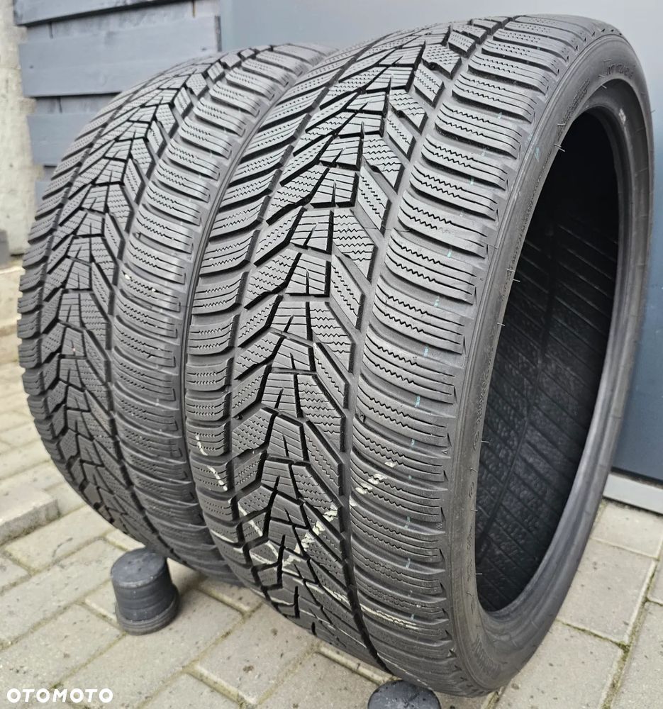 Hankook Winter i*cept evo3 245/35R20 95 W - 1