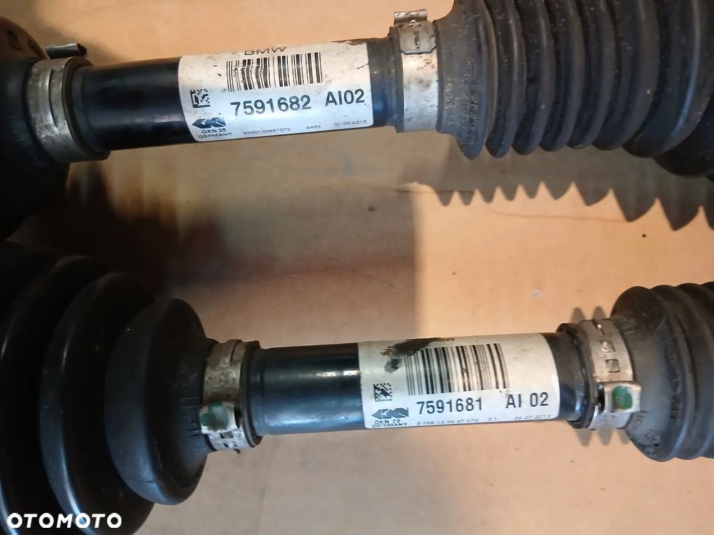 Półoś przednia BMW X1 E84 prawa lewa - 2