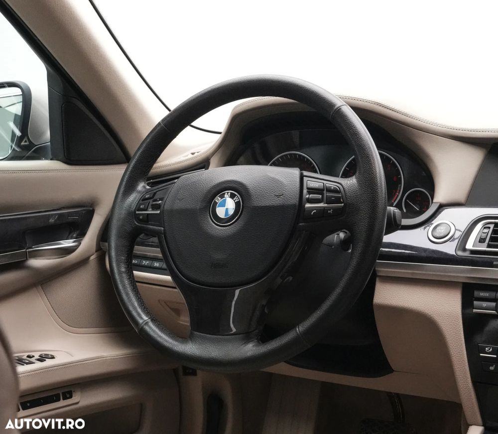BMW Seria 7 750Li Aut. - 18