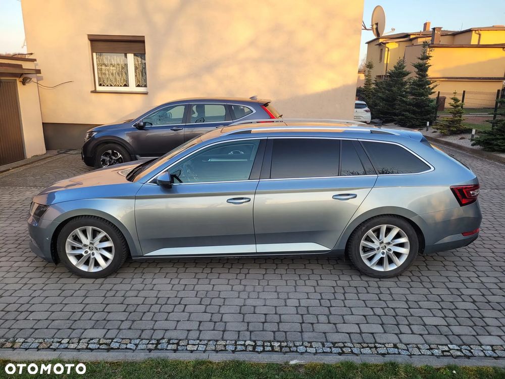Skoda Superb 2.0 TDI Style - 7