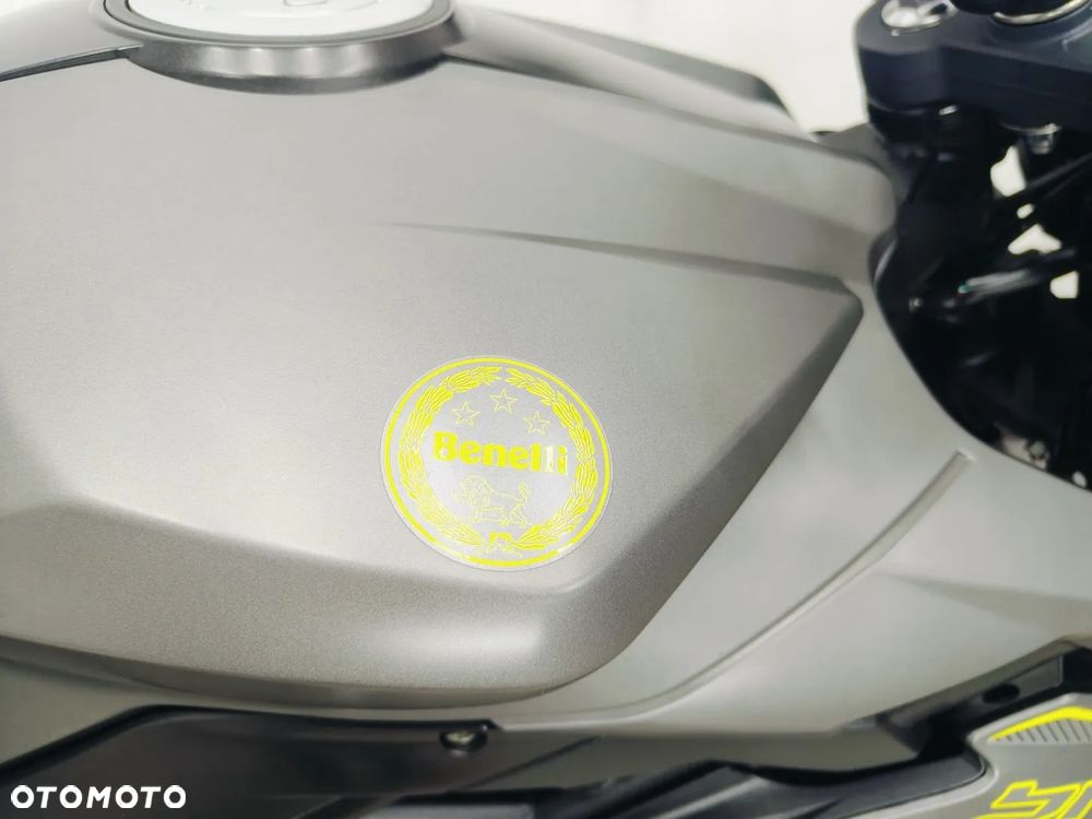 Benelli BN 125 - 8