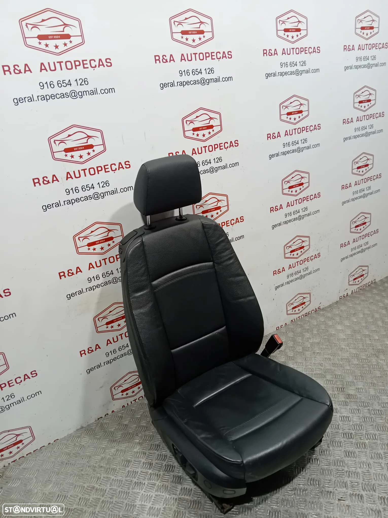 Conjunto de Bancos Bmw Série 3 E92 Coupe em Pele Elétricos Original - 21