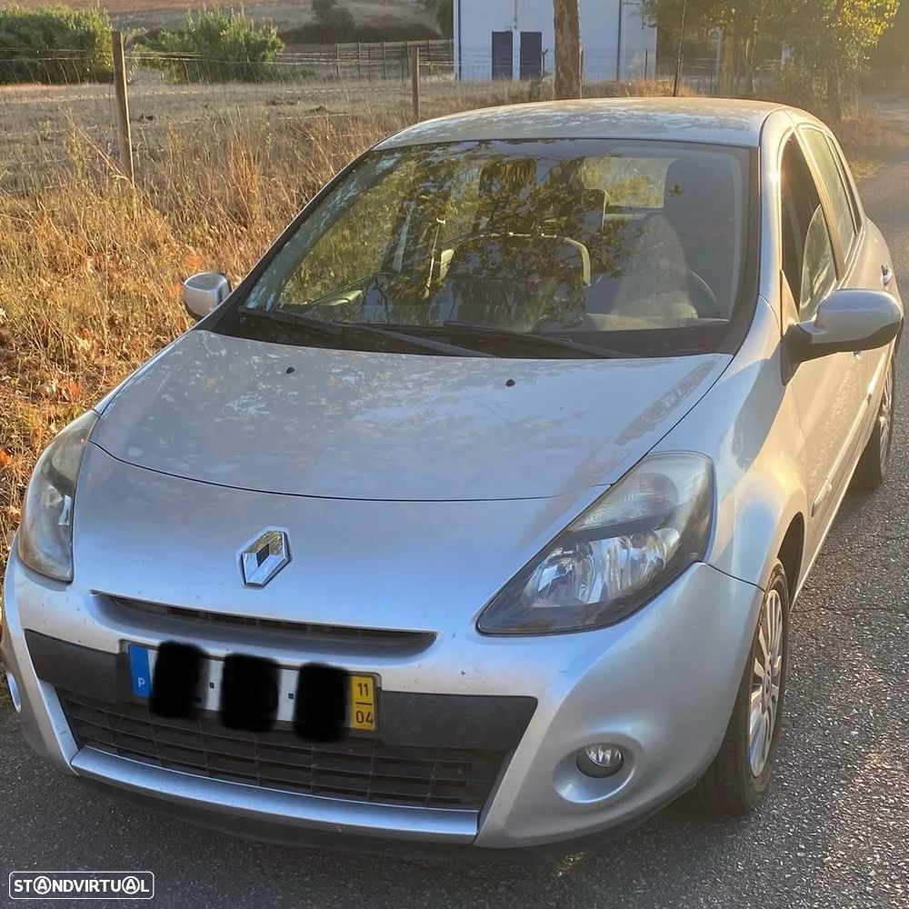 Renault Clio - 8