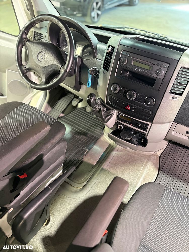 Mercedes-Benz Sprinter - 6
