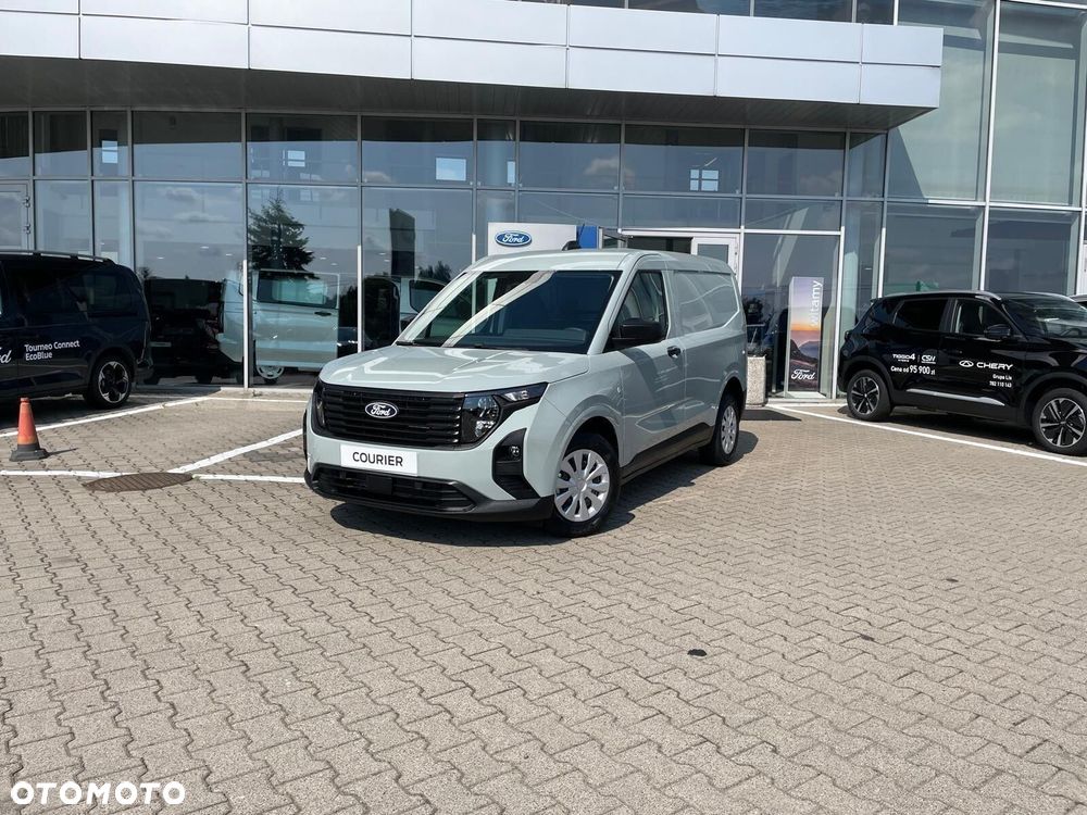 Ford Transit Courier - 2