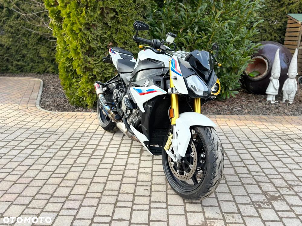 BMW S - 3