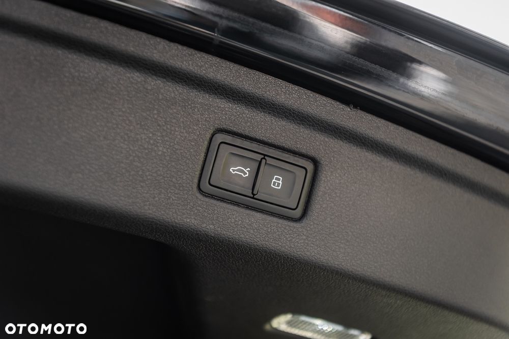 Audi A5 Sportback 40 TDI quattro S tronic S line business - 31