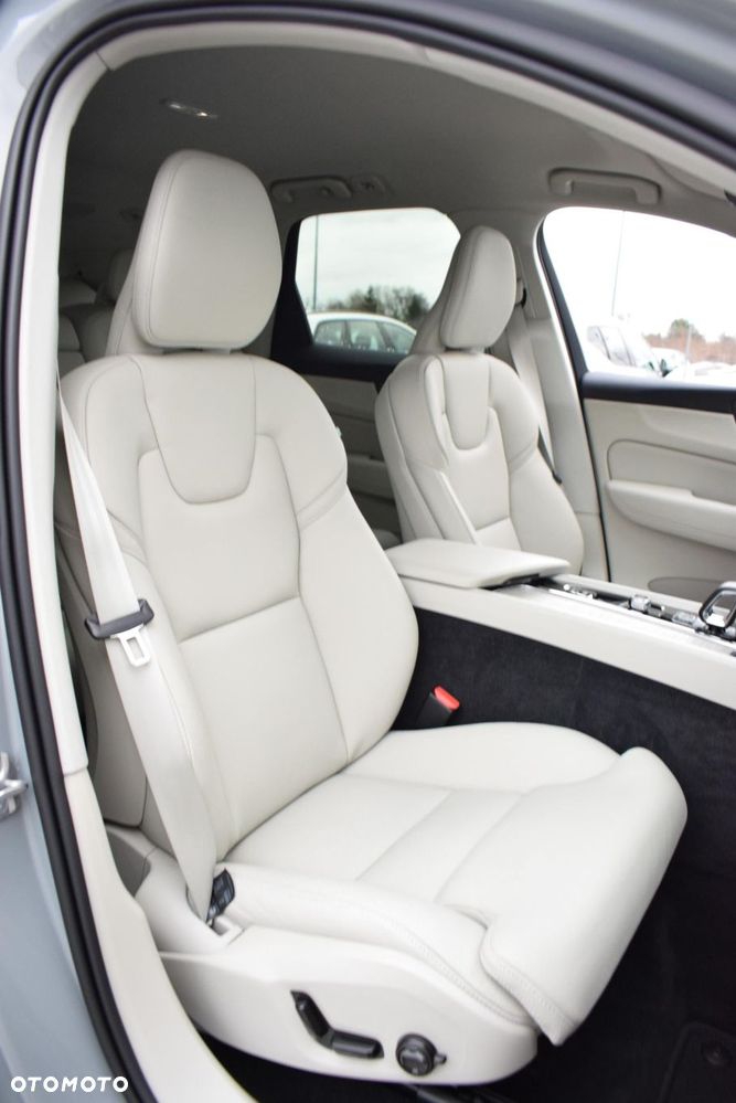 Volvo XC 60 - 20