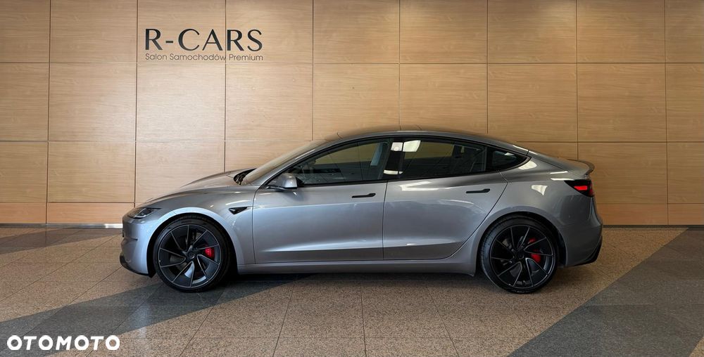 Tesla Model 3 - 5