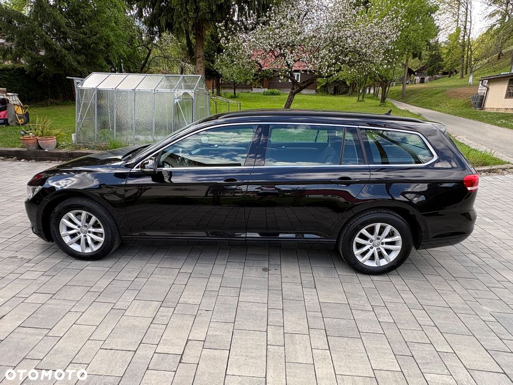 Volkswagen Passat - 28