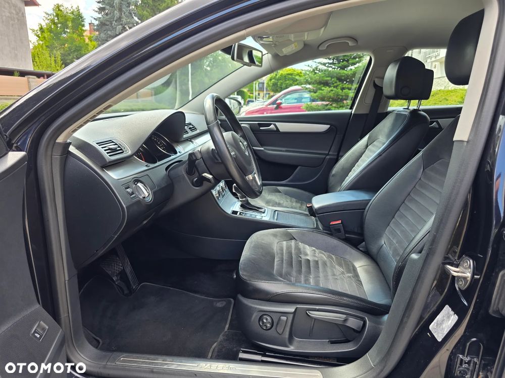 Volkswagen Passat 2.0 TDI Highline DSG - 27