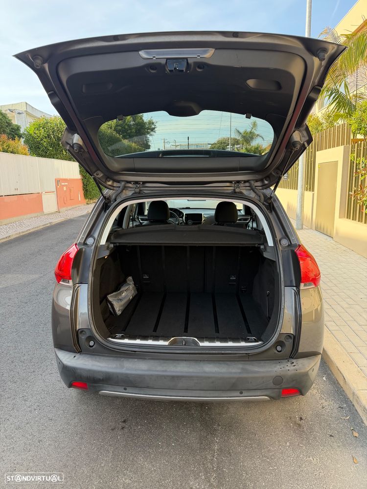 Peugeot 2008 1.2 PureTech Style - 15