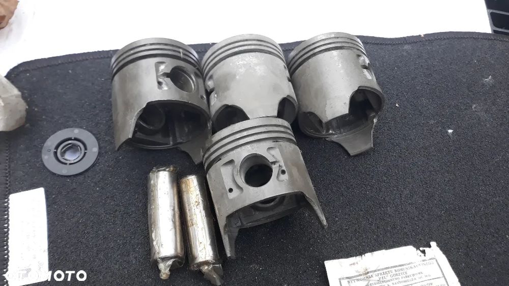 Tłoki Fiat 125 1300 1 szlif 72,2 nowe - 1