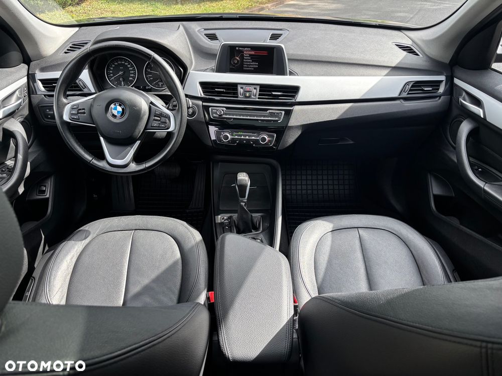 BMW X1 xDrive20i - 12