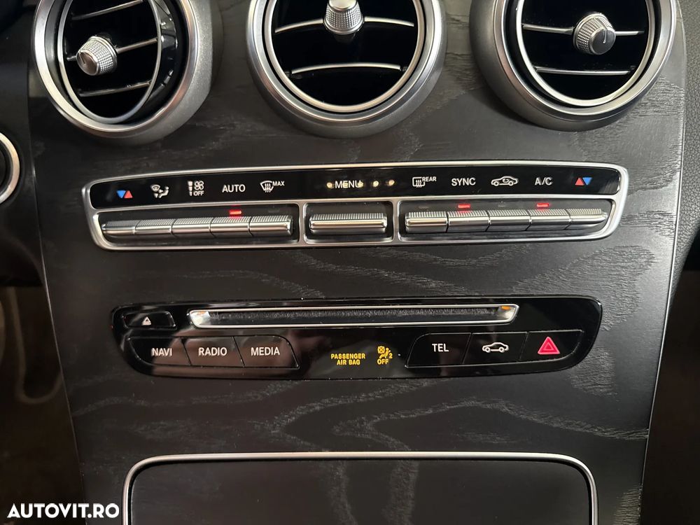 Mercedes-Benz C - 18