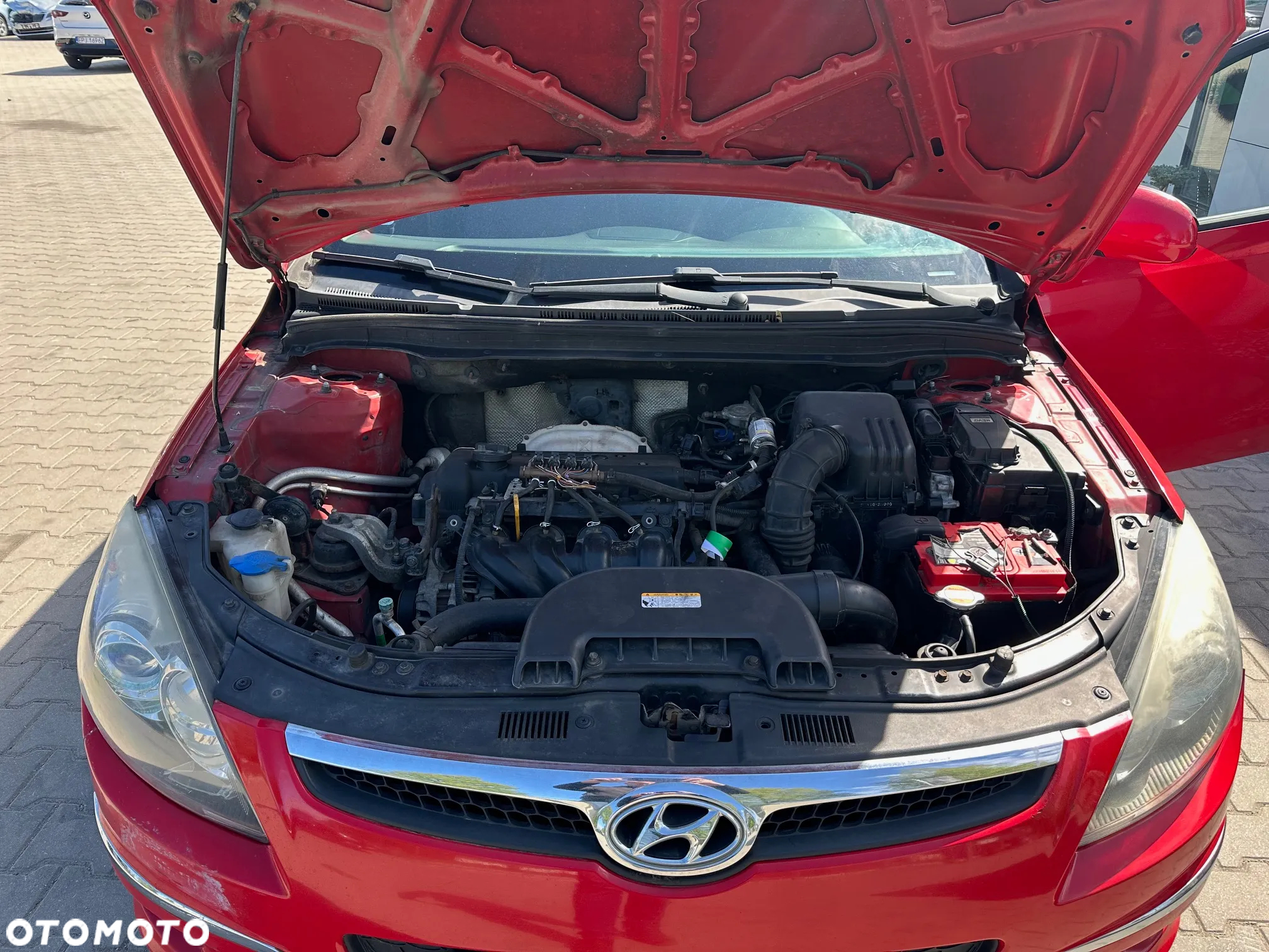 Hyundai i30 1.6 Comfort - 14