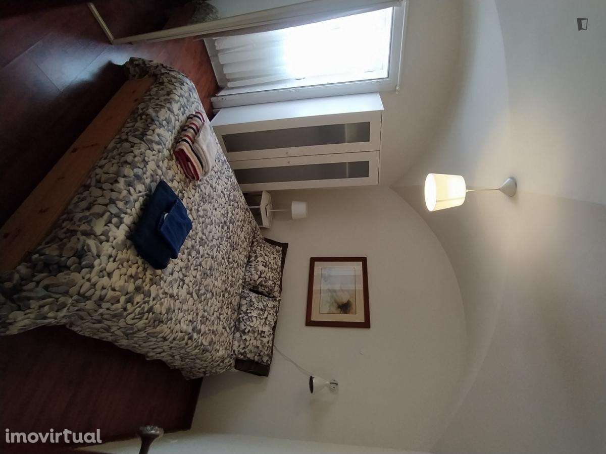 Apartamento com 1 quartos - localizado em Princípe Real Lisbon - Grande imagem: 5/31