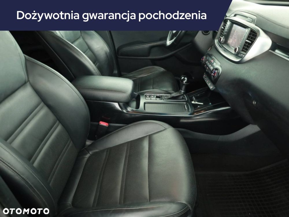 Kia Sorento - 9