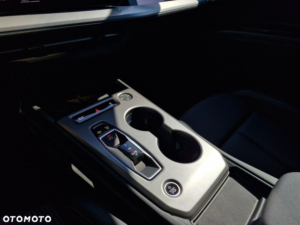 Audi Q4 e-tron - 23