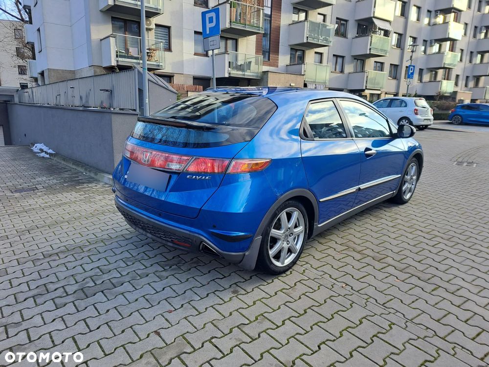 Honda Civic 1.8 Sport - 3
