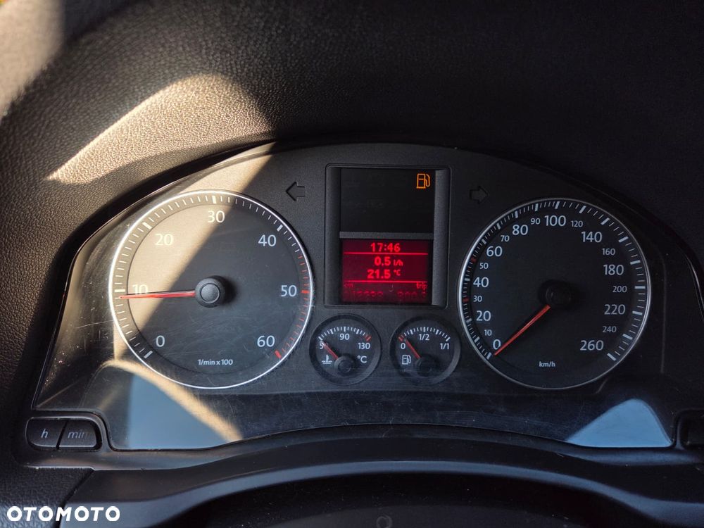 Volkswagen Golf 1.9 TDI Trendline - 10