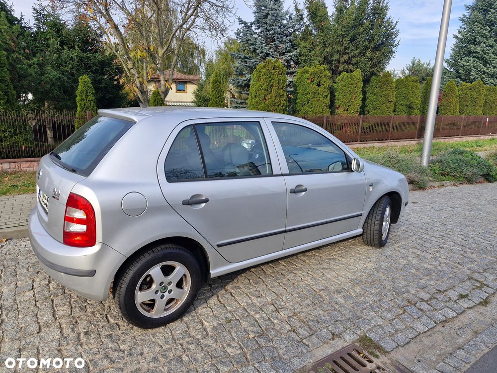 Skoda Fabia 1.4 16V Active - 4