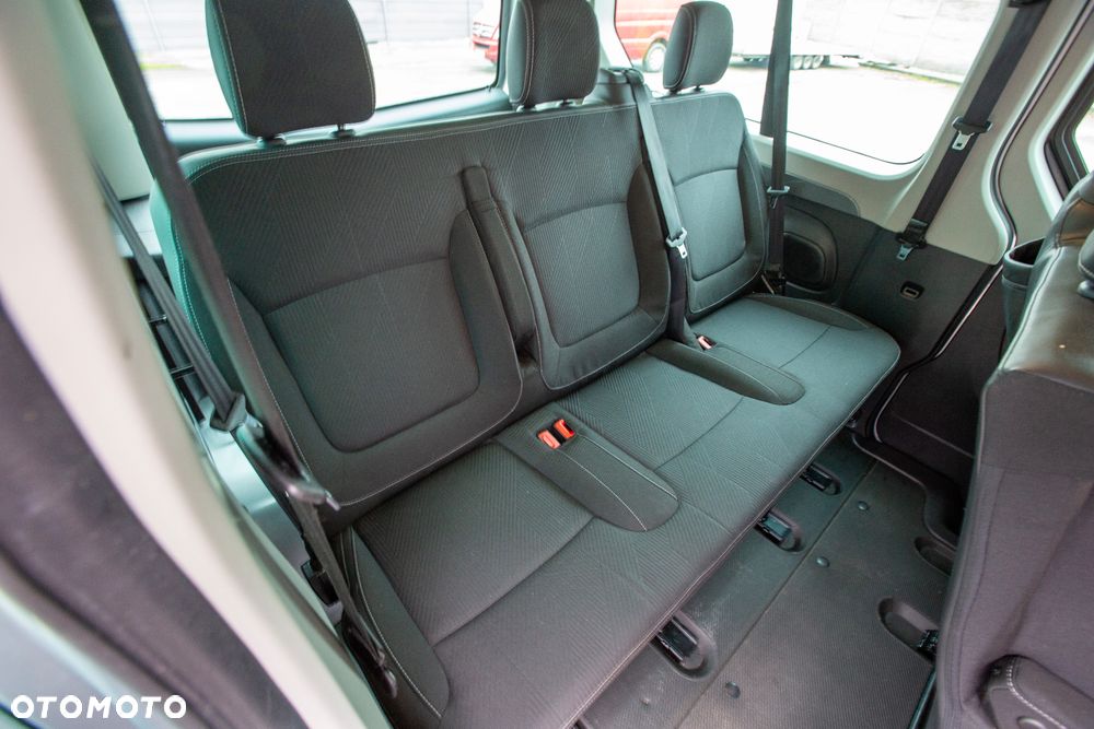 Renault Trafic - 10