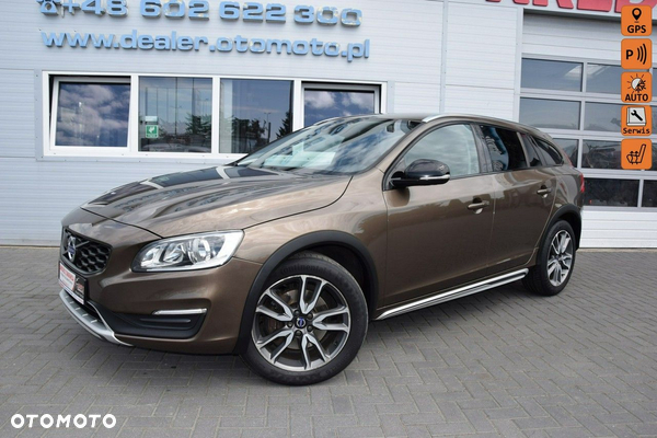 Volvo V60 Cross Country D3 Drive-E Summum