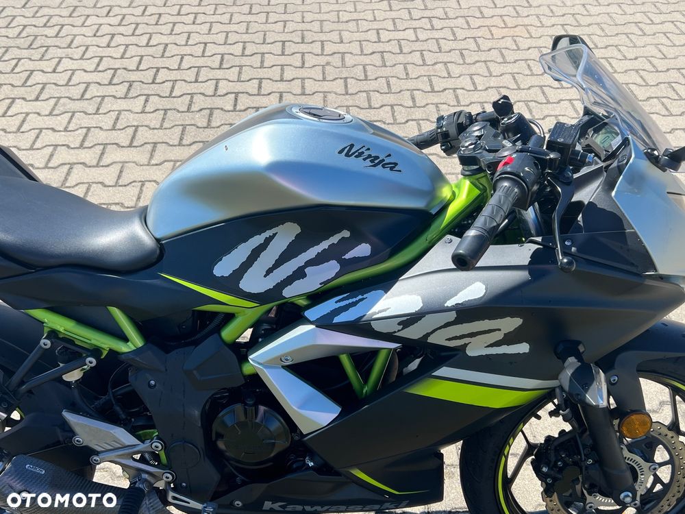 Kawasaki Ninja - 5