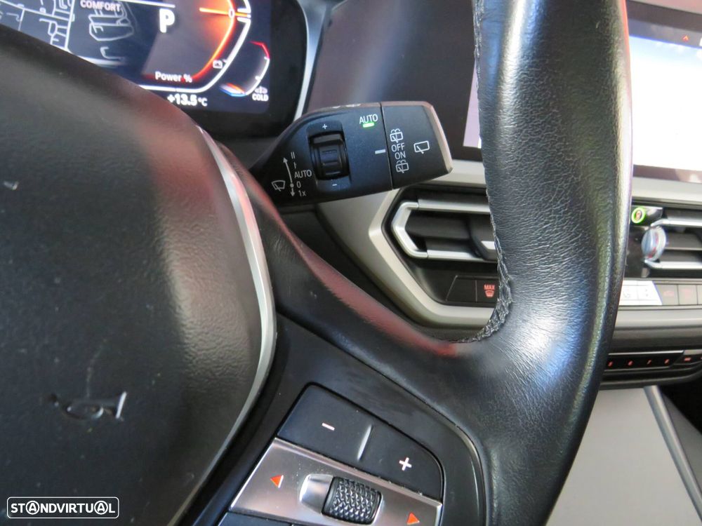 BMW 318 d Line Sport Auto - 24