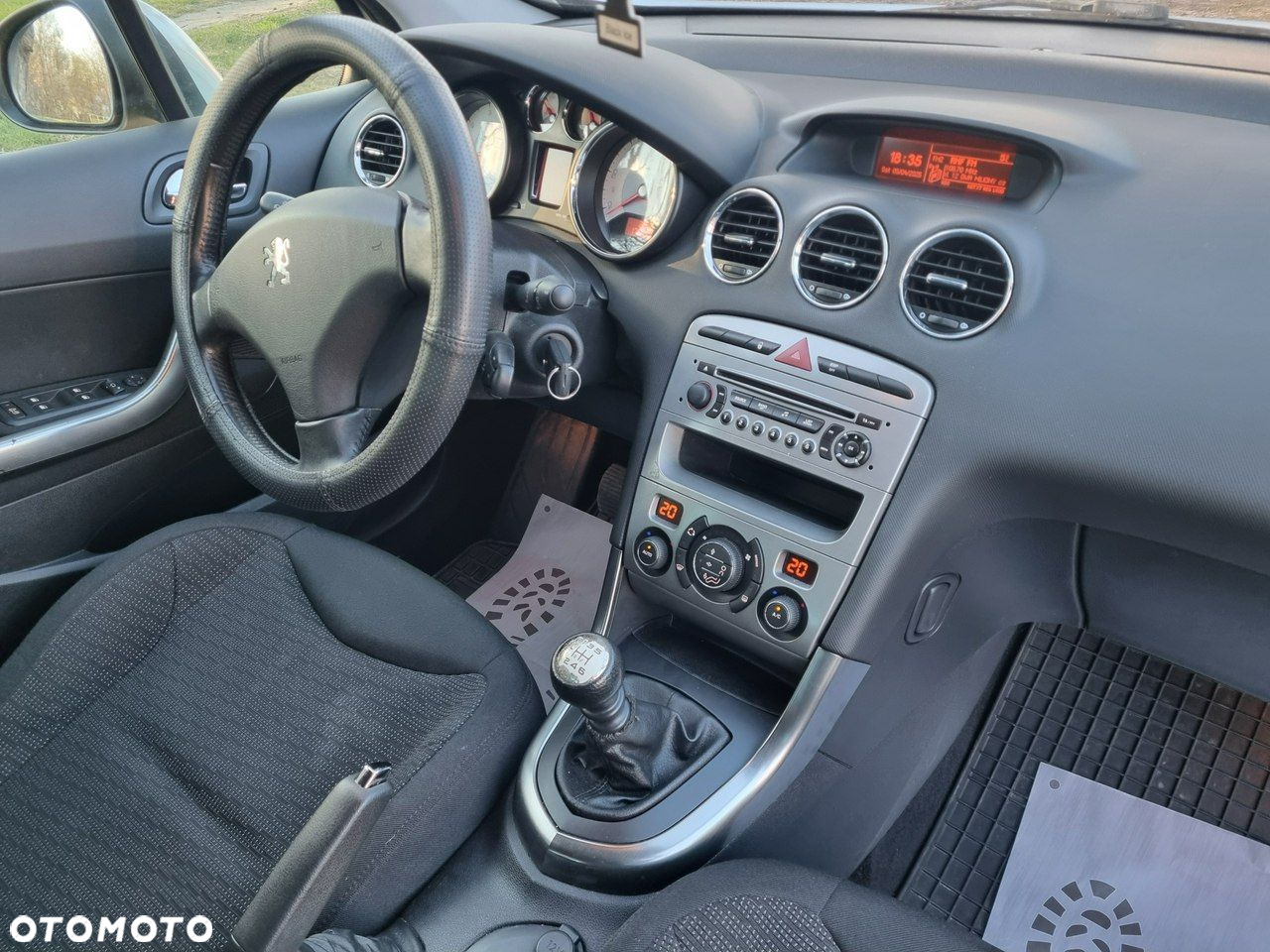 Peugeot 308 1.6 Premium - 19