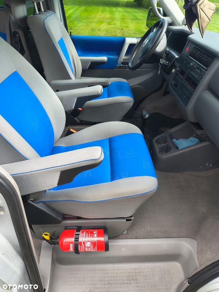 Volkswagen Multivan Standard - 20