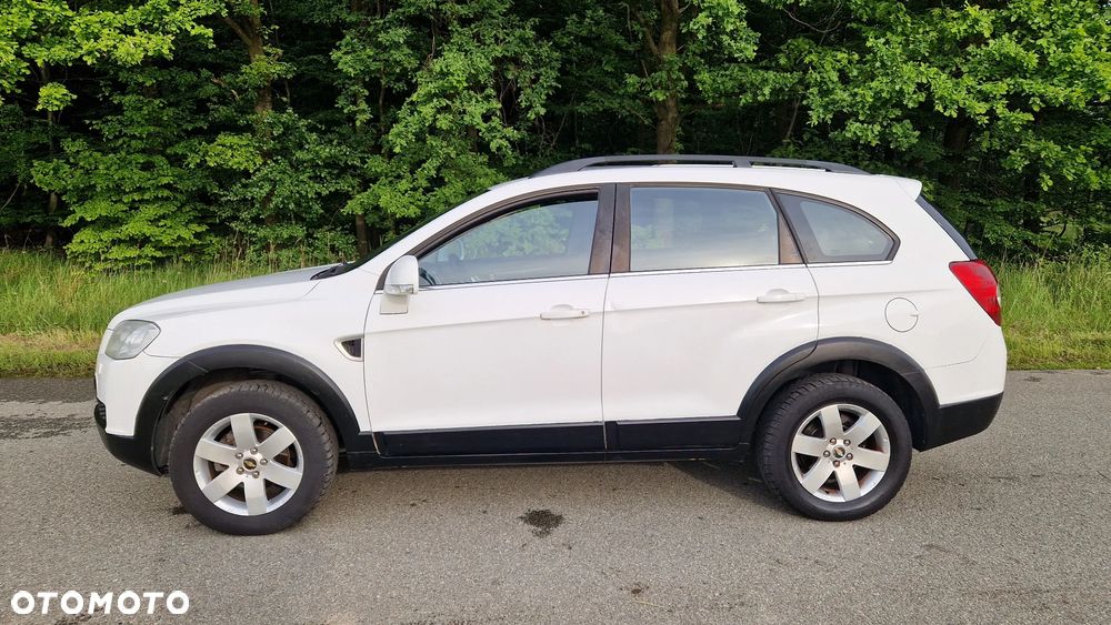 Chevrolet Captiva 2.0 4WD 7 Sitzer LT Exclusive - 6