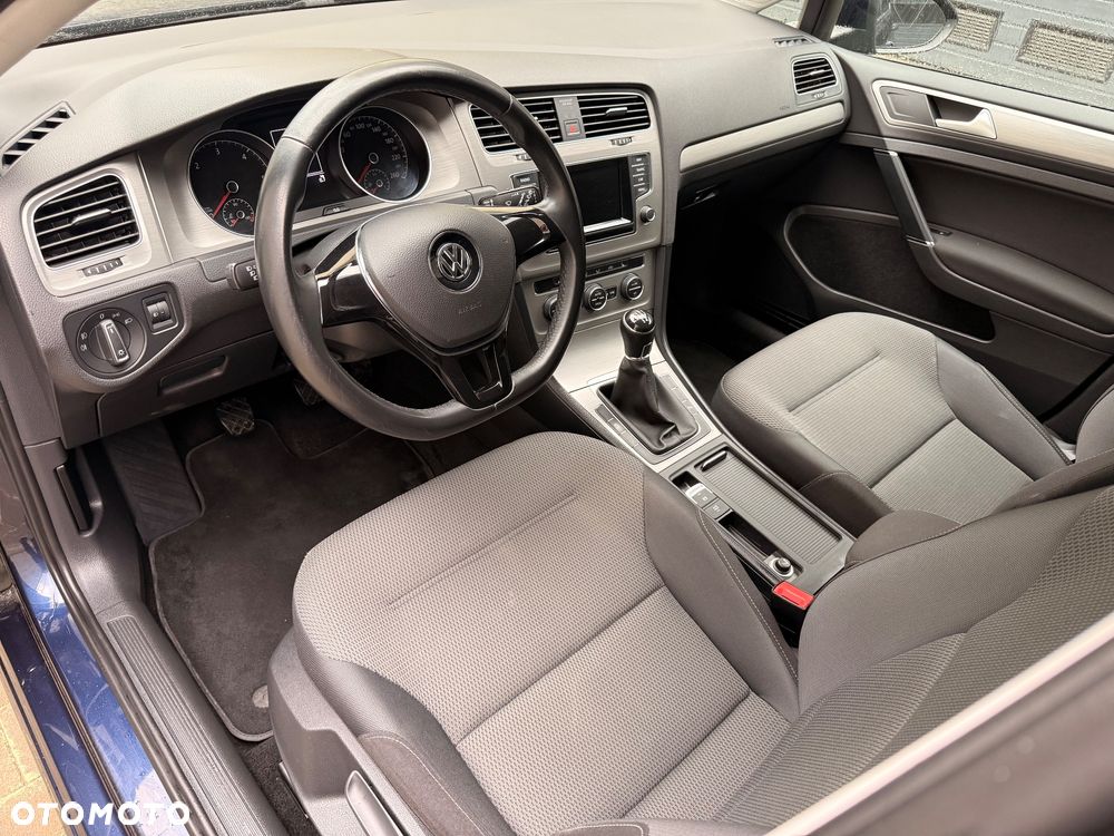 Volkswagen Golf 1.6 TDI Comfortline - 9