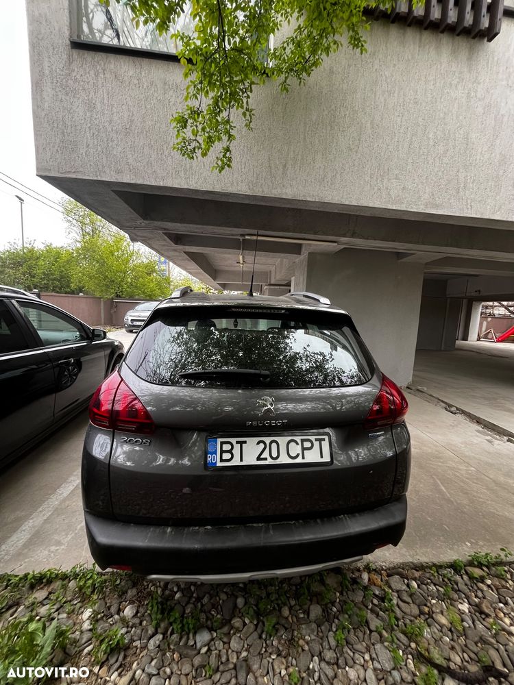 Peugeot 2008 1.2 PureTech Turbo S&S Allure - 4