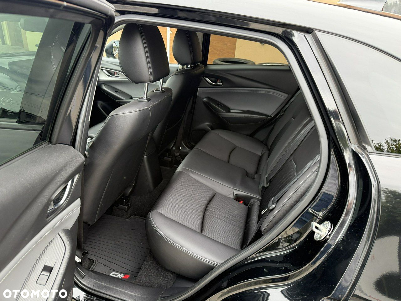 Mazda CX-3 SKYACTIV-G 150 i-ELOOP AWD Sports-Line - 25