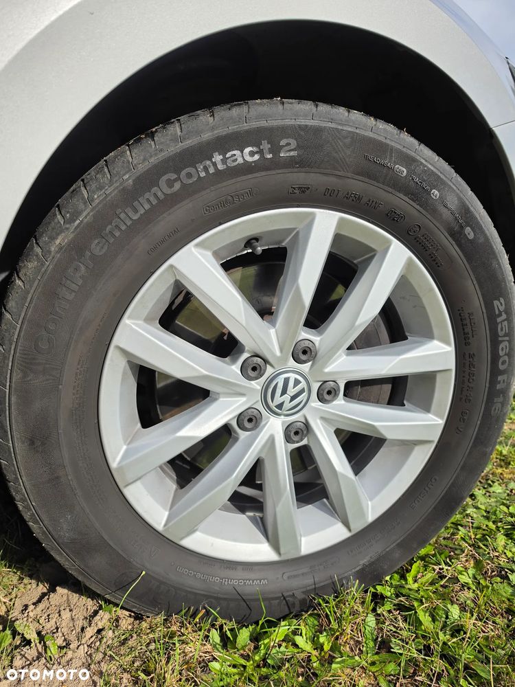 Volkswagen Passat 2.0 TDI SCR DSG Comfortline - 4