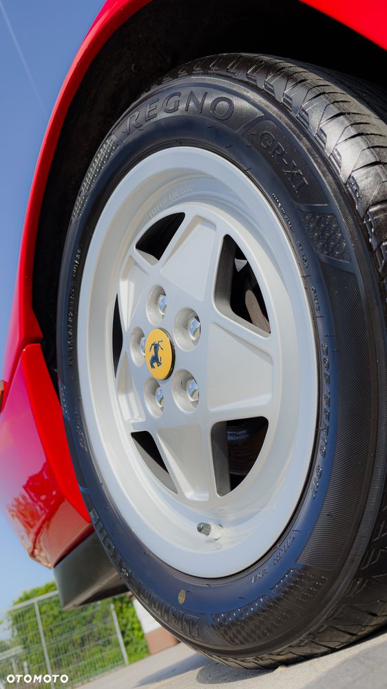 Ferrari Mondial - 24
