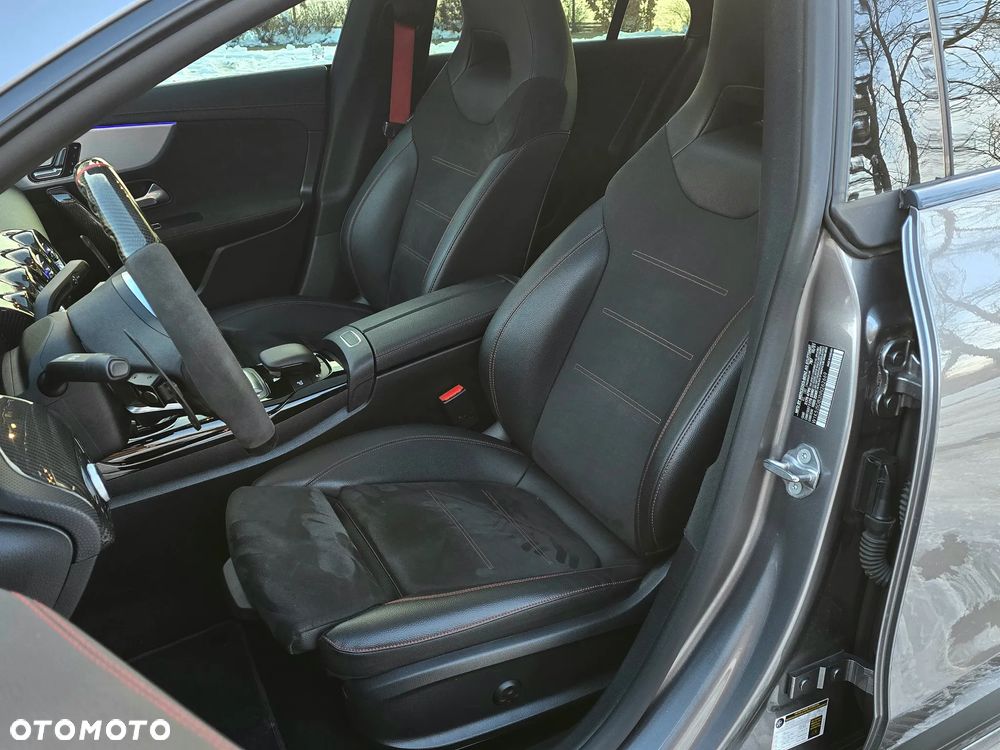 Mercedes-Benz CLA AMG 45 S 4Matic+ B AMG Speedsh 8G-DCT Stree Style Edition - 12