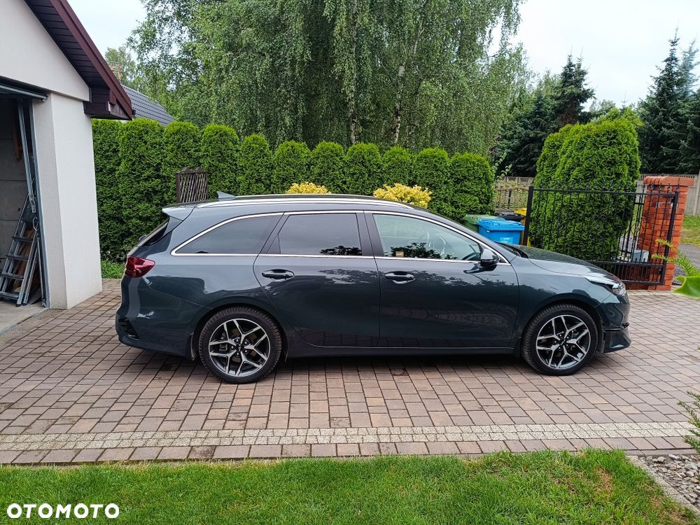 Kia Ceed - 8