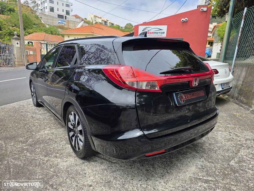 Honda Civic Tourer 1.6 i-DTEC Comfort Navi - 4