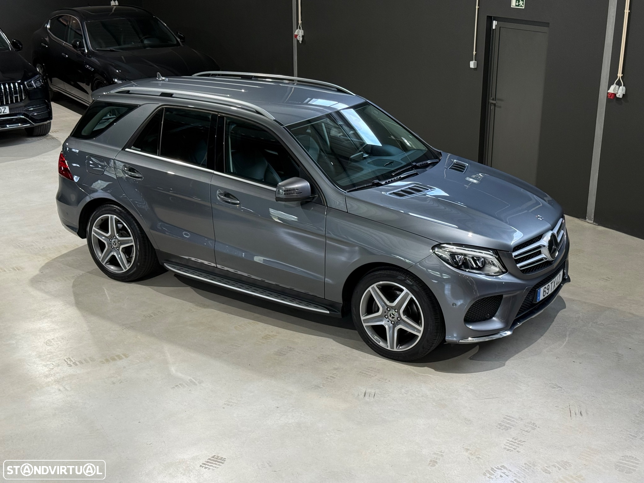 Mercedes-Benz GLE 350 d 4Matic 9G-TRONIC AMG Line - 2
