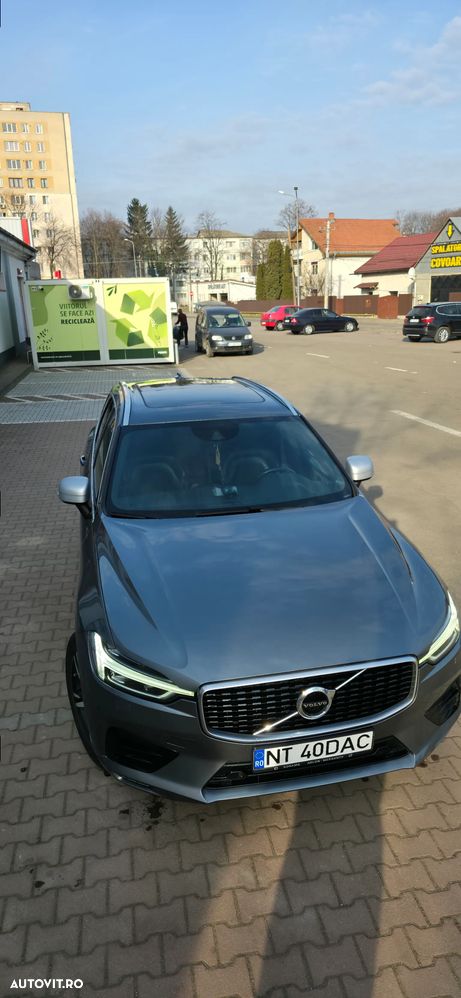 Volvo XC 60 D5 AWD Geartronic RDesign - 2