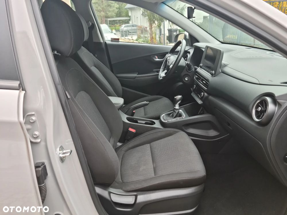 Hyundai Kona - 30