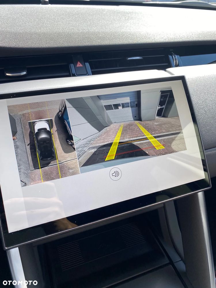 Land Rover Discovery Sport 2.0 D200 mHEV S - 12