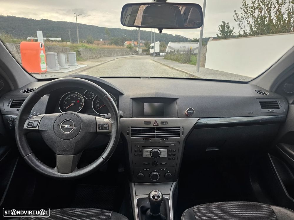 Opel Astra 1.7 CDTi Cosmo M6 - 20