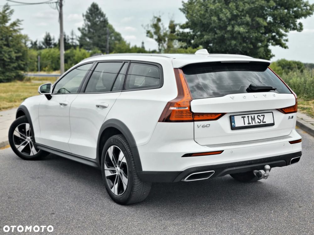 Volvo V60 Cross Country B4 D AWD Geartronic Pro - 13