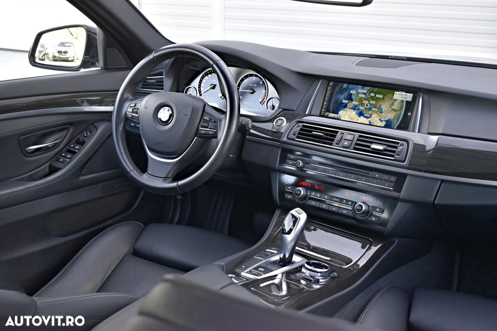 BMW Seria 5 520d Aut. Luxury Line - 9