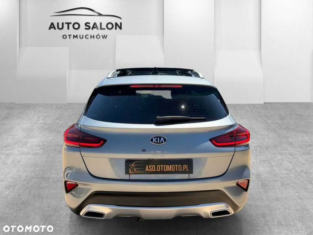 Kia XCeed - 6