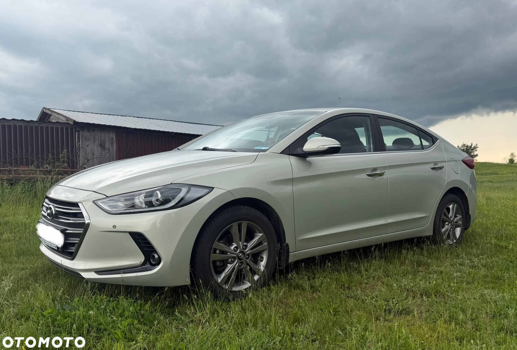 Hyundai Elantra 1.6 Premium - 3